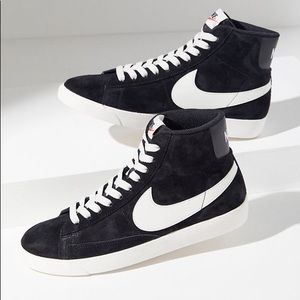 Nike Blazer Mid Vintage Suede Sneakers